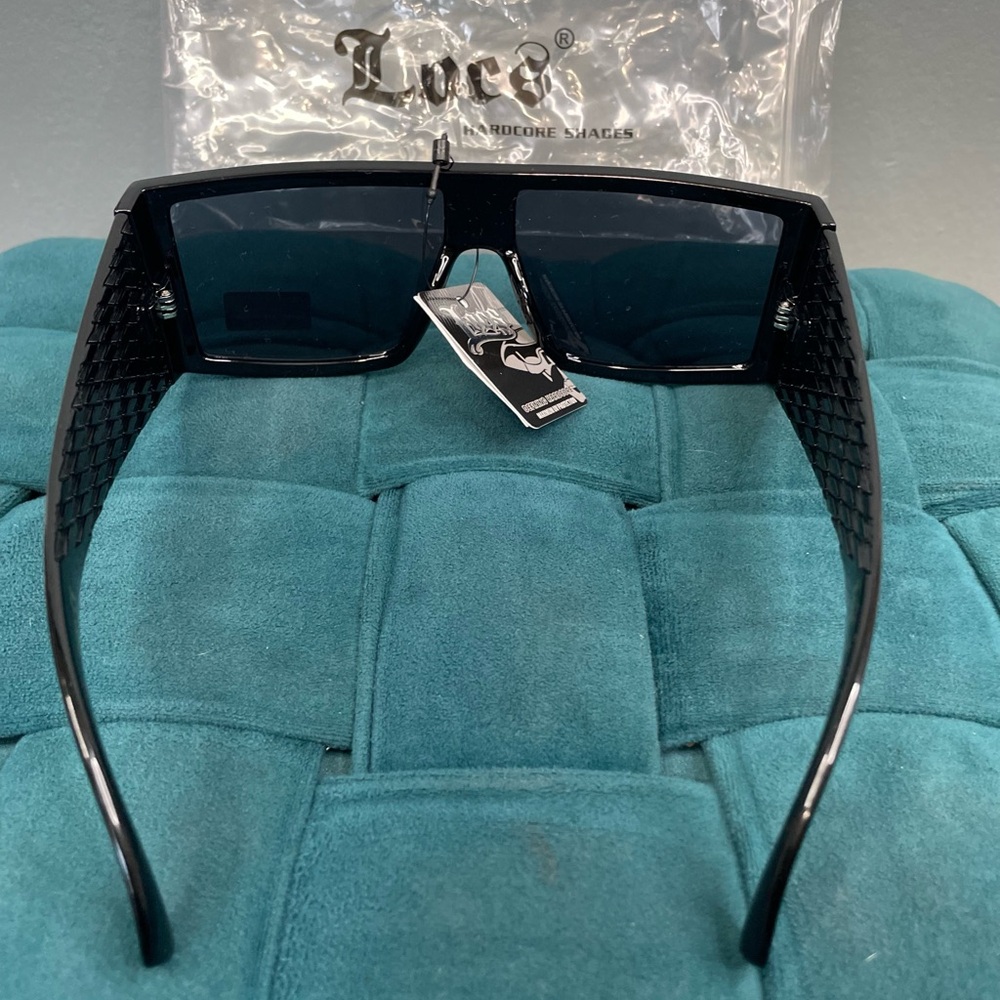Locs Sunglasses - Picture 5 of 7